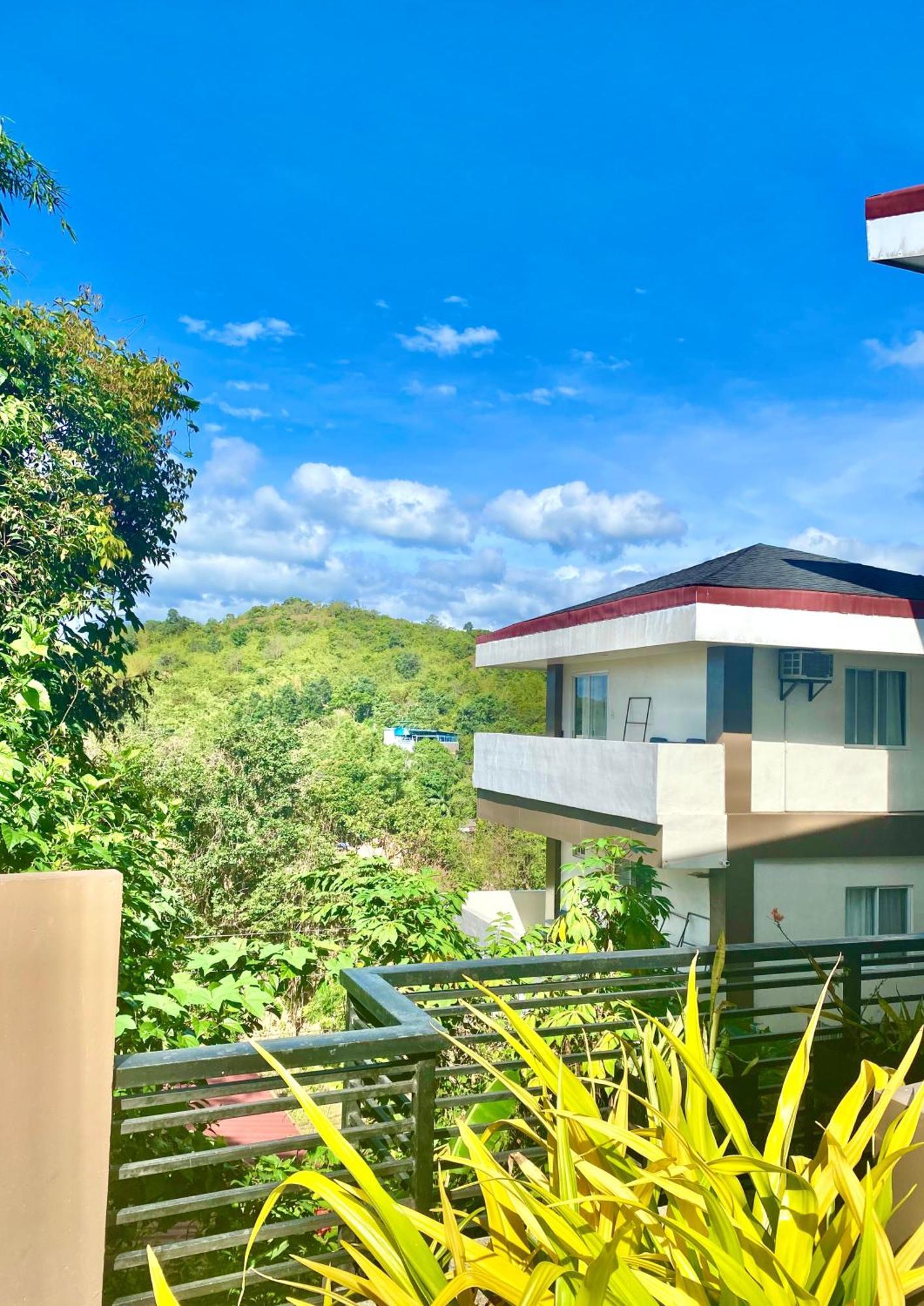 Vela Terraces Hotel Coron Exteriör bild