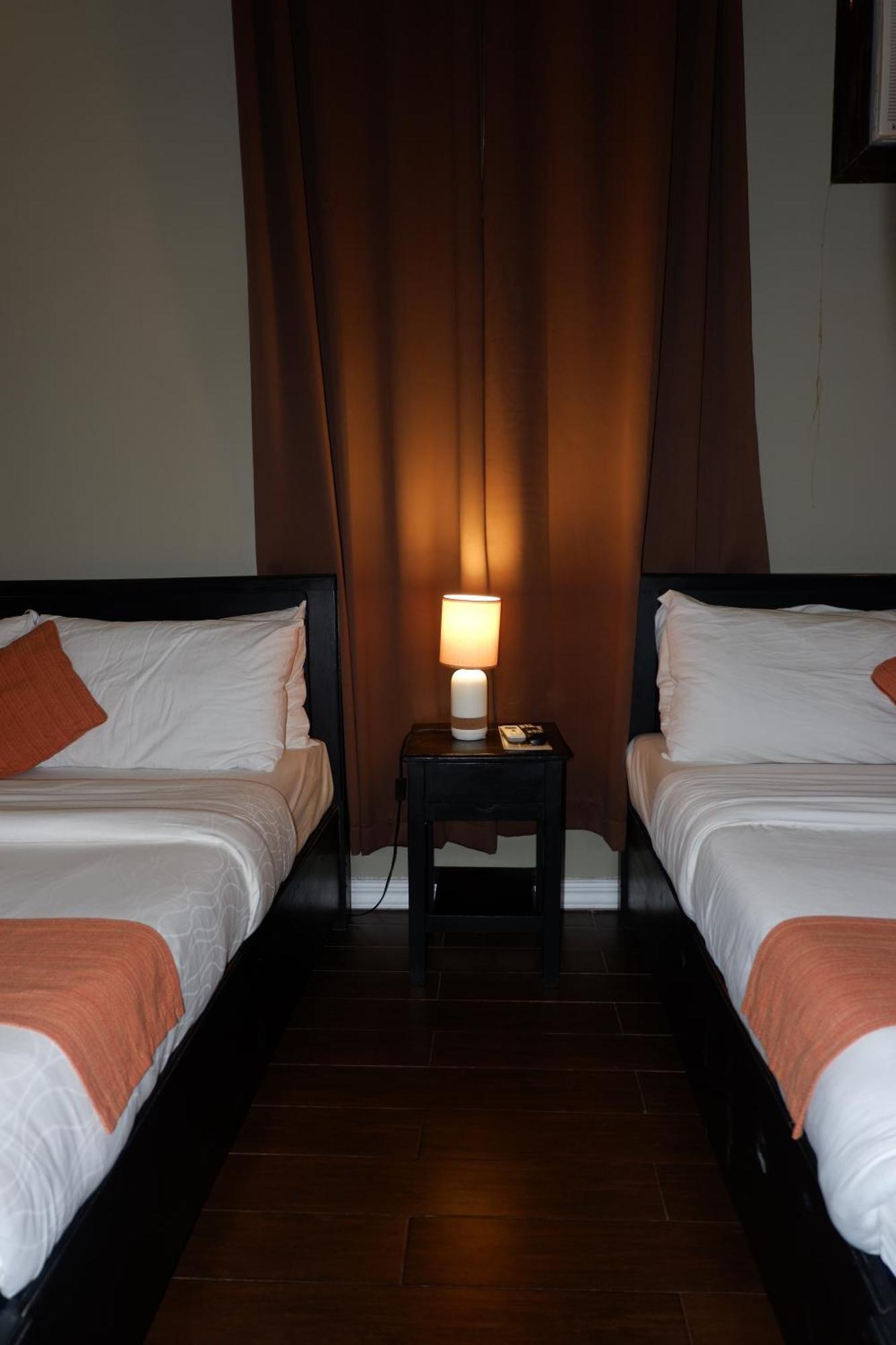 Vela Terraces Hotel Coron Exteriör bild