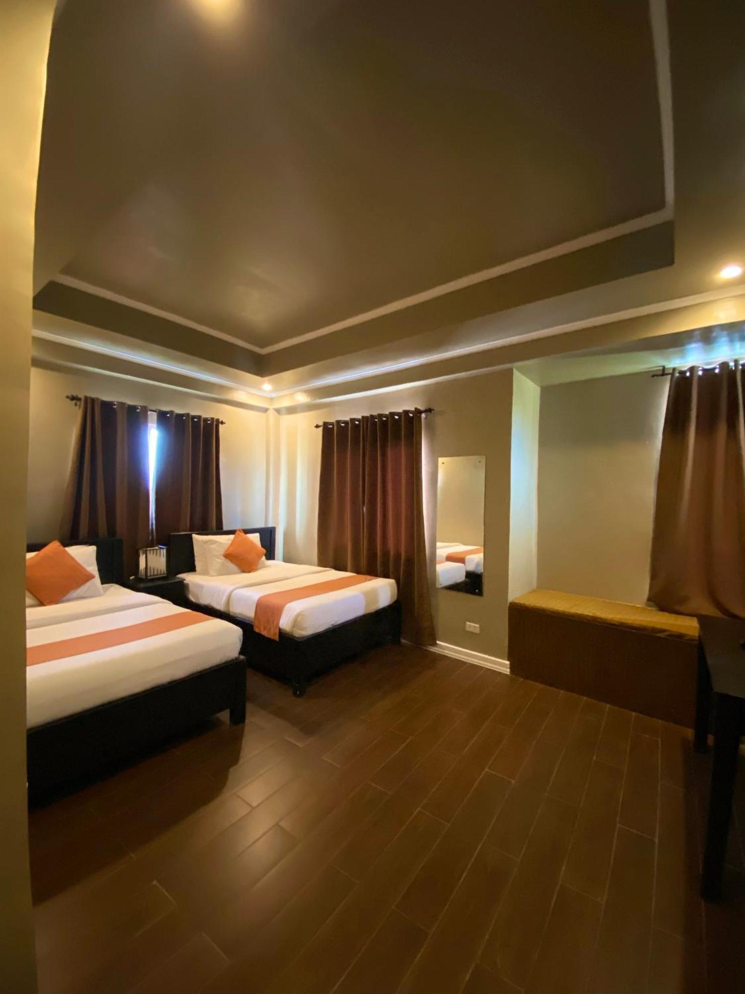 Vela Terraces Hotel Coron Exteriör bild